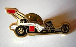 PINS PIN  Voiture Course - Autres & Non Classés