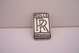 PIN'S   -  ROLLS - ROYCE  - N°2 - ( Couleur Argent ) - AUTOMOBILE  * - Autres & Non Classés