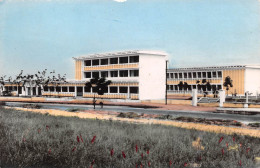 CONGO POINTE-NOIRE Lycée Victor Augagneur édition Remond (Scan R/V) N° 30 \MP7125 - Pointe-Noire