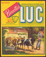 Buvard ( 18 X 15 Cm ) " Biscottes Luc " Fermière Et Ses Vaches  ( Pliures, Rousseurs ) - Biscotti