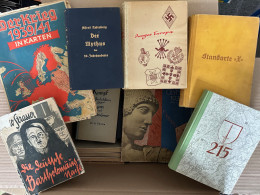 Buch WK II Schachtel Mit über 30 Büchern Teils Seltene Exemplare - 5. Guerre Mondiali