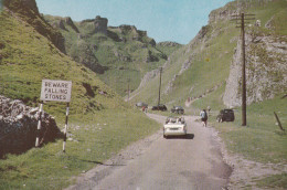 Castleton, Winnats Pass - Derbyshire