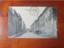 CPA D43 Yssingeaux Rue De Tence - Yssingeaux