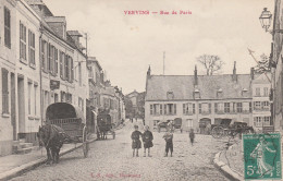 02 VERVINS     Rue De Paris      SUP.  PLAN  1910.    ...avec Attelages       RARE - Vervins