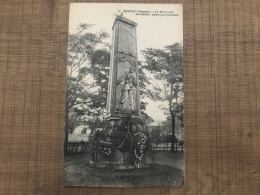 RUFFEC Le Monument Des Soldats Morts Pour La Patrie - Ruffec