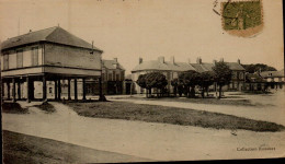 60-MAIGNELAY...PLACE DE LA MAIRIE...CPA - Maignelay Montigny