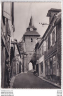 E17-19) EGLETONS (CORREZE) L ' EGLISE -  VOITURE 2 CV CITROEN - EN 1961 - ( 2 SCANS ) - Egletons