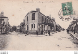 F19-41) DROUE (LOIR ET CHER) RUE BOURGEOISE ET  RUE DE PARIS - ANIMEE - HABITANTS - Droue