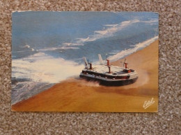 HOVERLLOYD HOVERCRAFT LANDING - FRENCH CARD - Hovercrafts