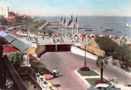 33 ARCACHON La Jetée THIERS La Promenade Vers Le Grand Hotel (scan R/V) N° 56  \ PE1319 - Andernos-les-Bains
