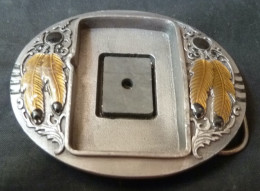 ZIPPO - Boucle De Ceinturon, Année 1994 - RT - 22  ( Sans Le Zippo Qui Est Pour La Démonstration)    Neuf - Zippo