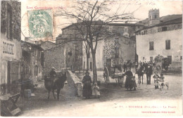 FR66 SOURNIA - Labouche 77 - La Place Boucherie Diligence - Animée - Sournia