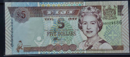 Fiji    5  Dollars   2002  .   UNC - Fiji