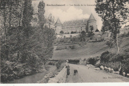 Rochechouart ( 87 -Haute Vienne ) Le Château - Bergère Et Ses Moutons Sur Les Bords De La Grenne - Rochechouart