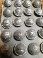 Boutons Métal Uniformes Fin XIX ème - Buttons