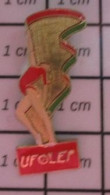 SP05 PINS PIN'S / Beau Et Rare : SPORTS / GYMNASTIQUE FEMININE UFOLEP FILLE EN BODY ROUGE - Ginnastica