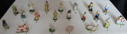 Lot De 19 Santons. (n°10). - Santons