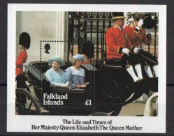 [RB8230] Falkland Islands 7/7/1985 The 85th Anniversary Of The Birth Of Queen Elizabeth The Queen Mother MNH M/Sheet. - Falkland Islands