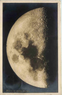 Mond Im Ersten Viertel - Astronomie