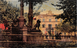 83 VIDAUBAN La Fontaine Devant L'hotel De Ville (Scan R/V) N° 19 \PP1099Ter - Vidauban