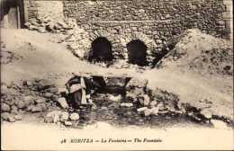 CPA Korytza Korca Albanien, La Fontaine, Blick Auf Eine Quelle - Albania