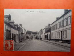 CPA (80) BOVES. La Grand'Rue.     ( Bt13.A.1013) - Boves