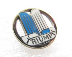 PIN'S   LOGO   TRIUMPH    Zamak - Autres & Non Classés