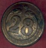 ** BOUTON  N° 28  P. M. ** - Buttons