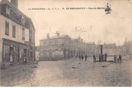LE MERLERAULT - Place Du Marché - état - Le Merlerault