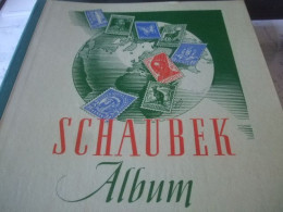 Oud En Net Schaubek Album Met Een Paar Zegels  Nice Old Schaubek Binder - Binders With Pages