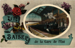 CPA PARIS 10e Gare De L'Est Un Baiser (1248235) - Nahverkehr, Oberirdisch
