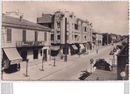 L14- BATNA –  ALGERIE - AVENUE DE LA REPUBLIQUE -  COMPAGNIE ALGERIENNE DE CREDIT ET DE BANQUE - ( 2 SCANS ) - Batna