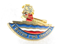PIN'S   BATEAU  L'AVIRON C'EST CHOUETTE - Boten