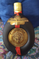 VECCHIA ROMAGNA  BRANDY - ETICHETTA  ORO   -  IMBOTTIGLIATO  NEI PRIMI ANNI 1970 - - Spirits