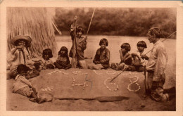 N°24468 W -cpa La Classe Sur Le Sable Chez Les Bororos- - Missions