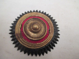 Cocarde De Casque  A Pointe  Allemand Probablement   Officier Trés Bon état - Decorative Weapons