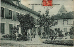 CPA LA FERTÉ-GAUCHER Cour Intérieur (924808) - La Ferte Gaucher