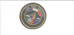ECUSSONS TISSUS  COL DES ARAVIS       DPT  73  *** RARE  A  SAISIR  **** - Patches