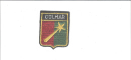 ECUSSONS TISSUS  COLMAR        DPT  68   ** RARE  A  SAISIR  **** - Patches