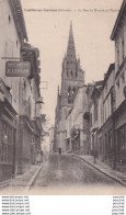 33) CADILLAC SUR GARONNE - GIRONDE - LA RUE DU MARCHE ET L' EGLISE - ANIMEE - BOULANGERIE E. LEPAON - EN 1904 - 2 SCANS - Cadillac