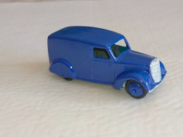 Dinky Toys Delivery Van Type 2 Ref  28b - Dinky