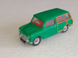 Dinky Toys Austin Mini Seven Countryman  Ref 199 - Dinky