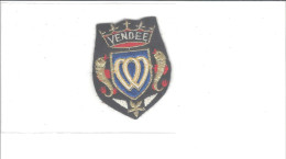 ECUSSONS TISSUS   VENDEE         DPT   85     **  RARE       A  SAISIR  **** - Patches