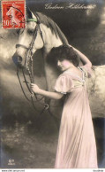 GUDRUN  HILDEBRANDT Avec Son Cheval - Berühmt Frauen