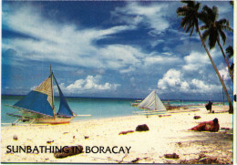 PC PHILIPPINES, SUNBATHING IN BORACAY, Modern Postcard (b60237) - Filippine