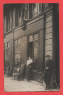 75 - Paris 7 - Carte Photo Brocanteur Au 23 Quai Voltaire - Paris (07)