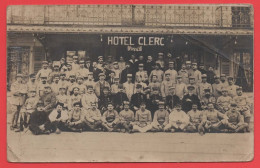 CH - Martigny - Carte Photo Soldats Devant L'hotel Clerc - Martigny