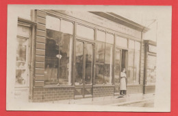 60 - Méru - Carte Photo Menuisier ébéniste Au 37 Rue Boudeville - Meru