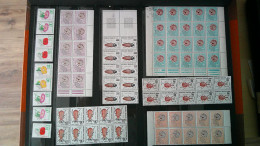 BS230 Bel Ensemble De Timbres Préoblitérés, Taxes Et Autres En Fragments De Feuilles **. Très Sympa . A Saisir !!! - Collezioni (in Album)