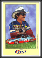 81512 Grenada Carriacou Petite Martinique 2001 N°529 Richard Petty ** MNH Voiture Voitures Stock Car Cars Autos Nascar - Auto's